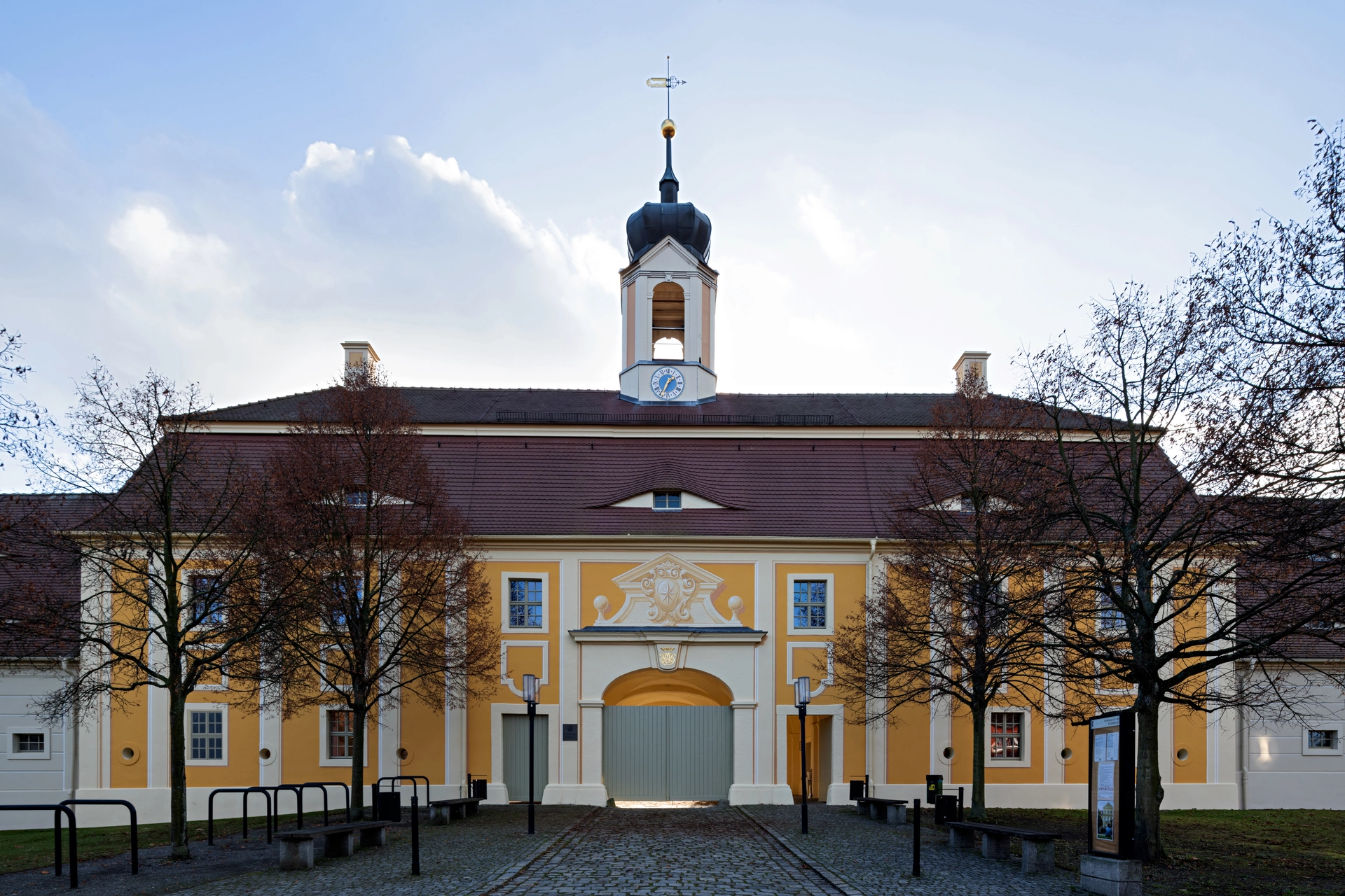 Schloss Rammenau – restauriertes Torhaus