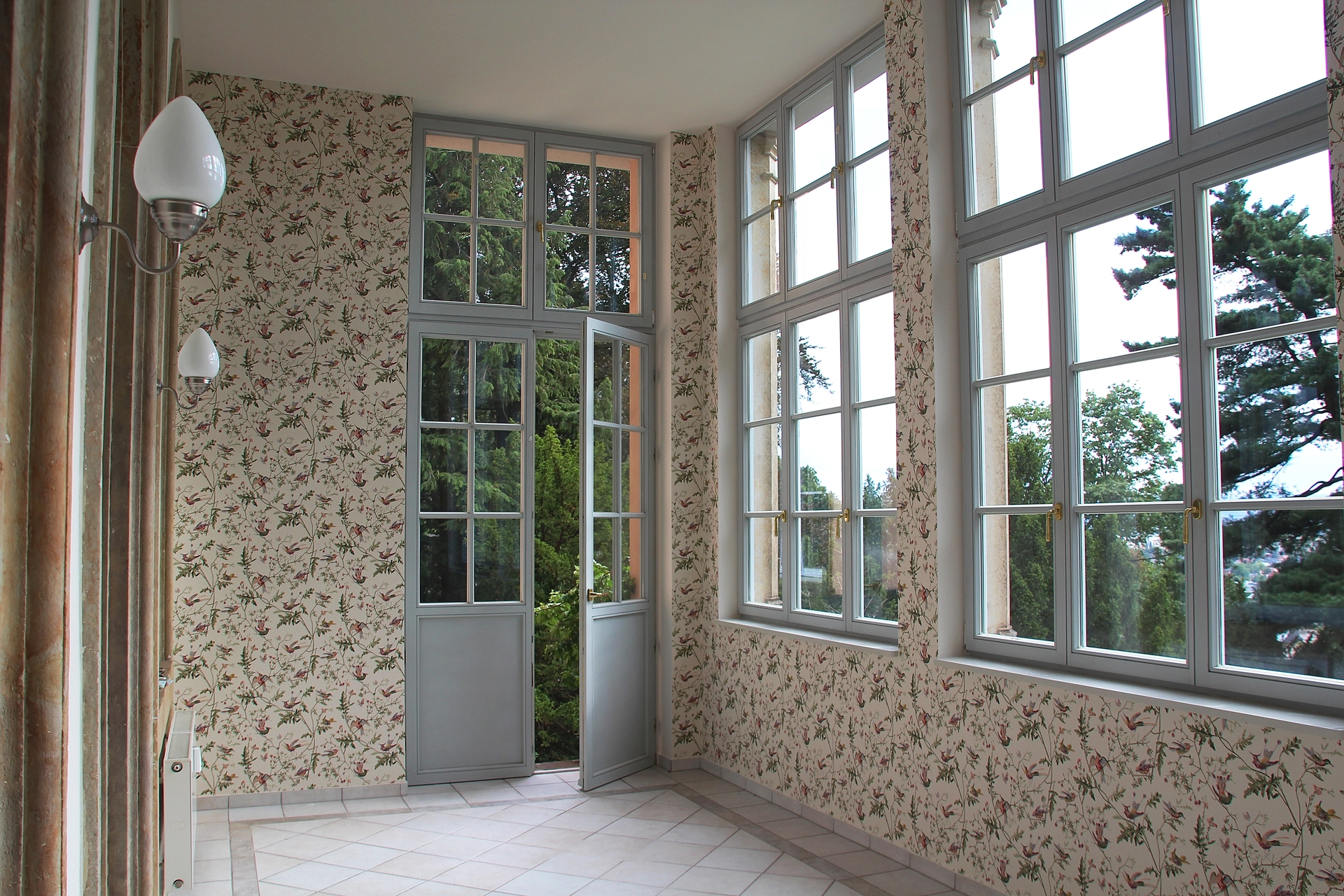Villa Dresden Wintergarten mit Tapete